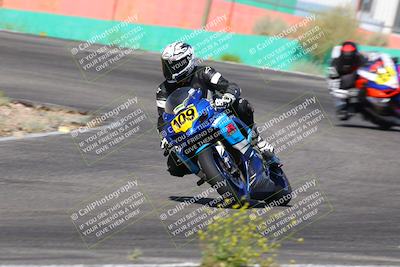 media/Jun-04-2022-WERA (Sat) [[b852bbbd55]]/Practice Races/3-600cc novices/